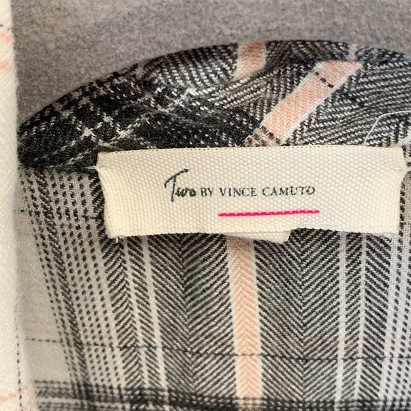 Two by Vince Camuto shirt 1X plaid button down elbow cutouts - Picture 5 of 6